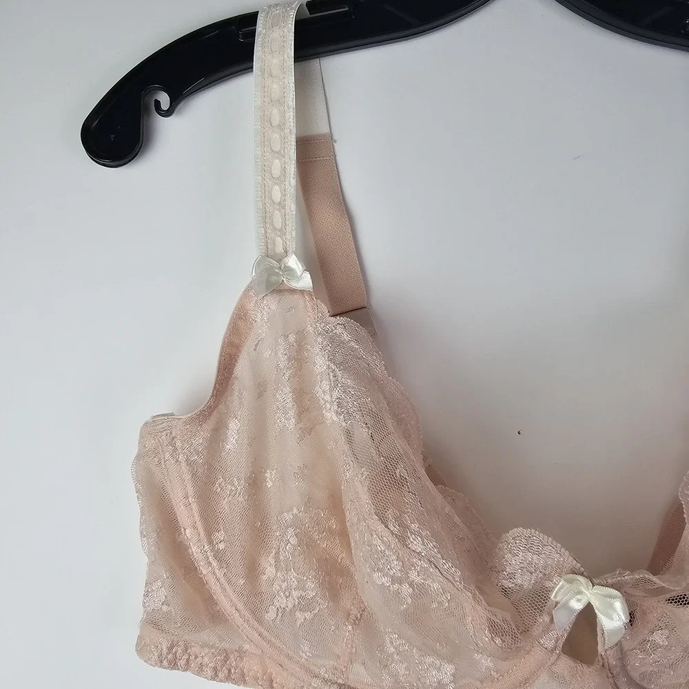 Paramour‎ 42C Style 115005 Sheer Lace Beige Underwire Bra Romantic